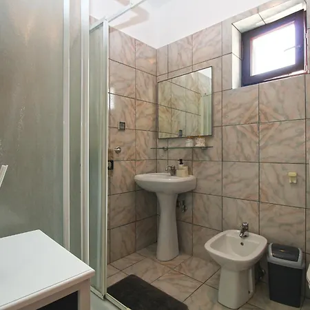 Homestay And Stoja 1864 Pula